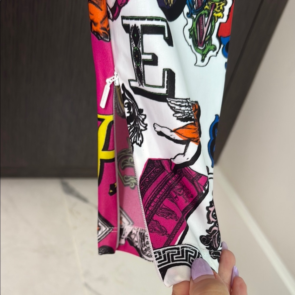 Versace Colorful Artistic Leggings Mint Condition size 40 - Picture 13 of 17